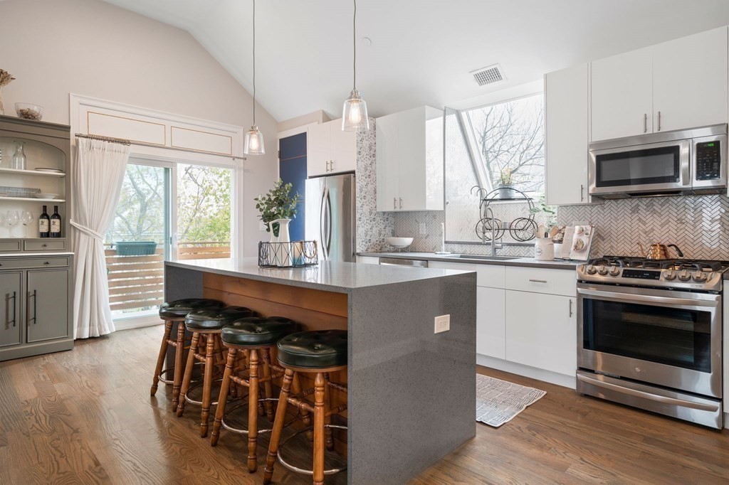 30 Varnum Street Unit: 3
