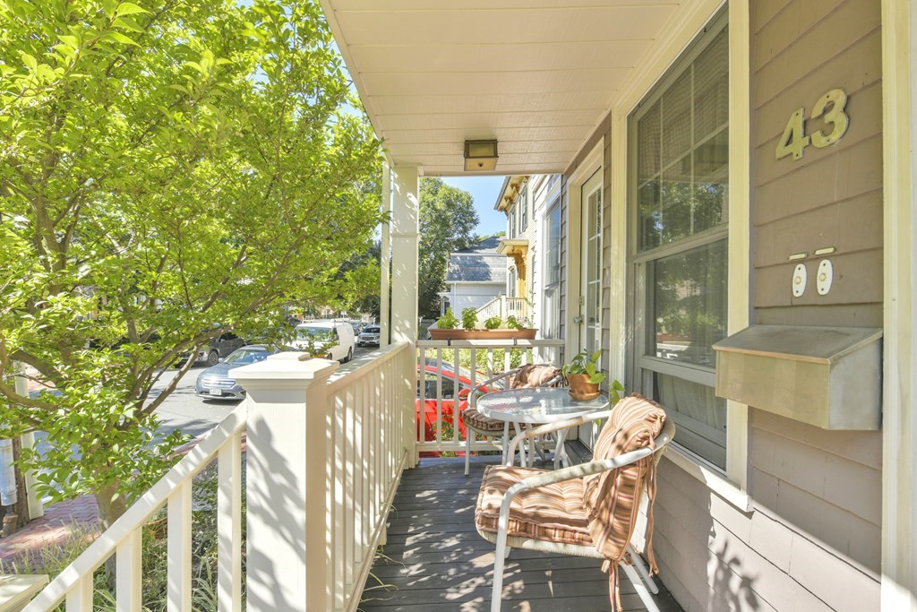 43 Sacramento Street Unit: 1