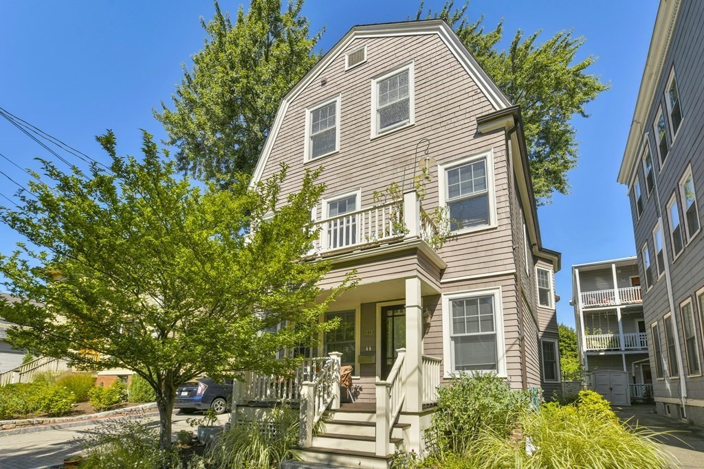 43 Sacramento Street Unit: 1