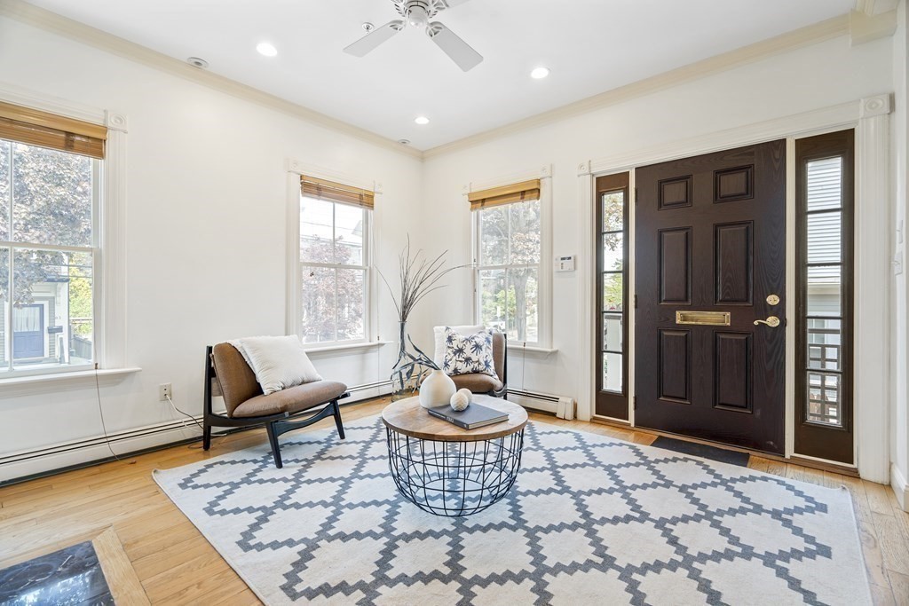 64 Sacramento Unit: 64