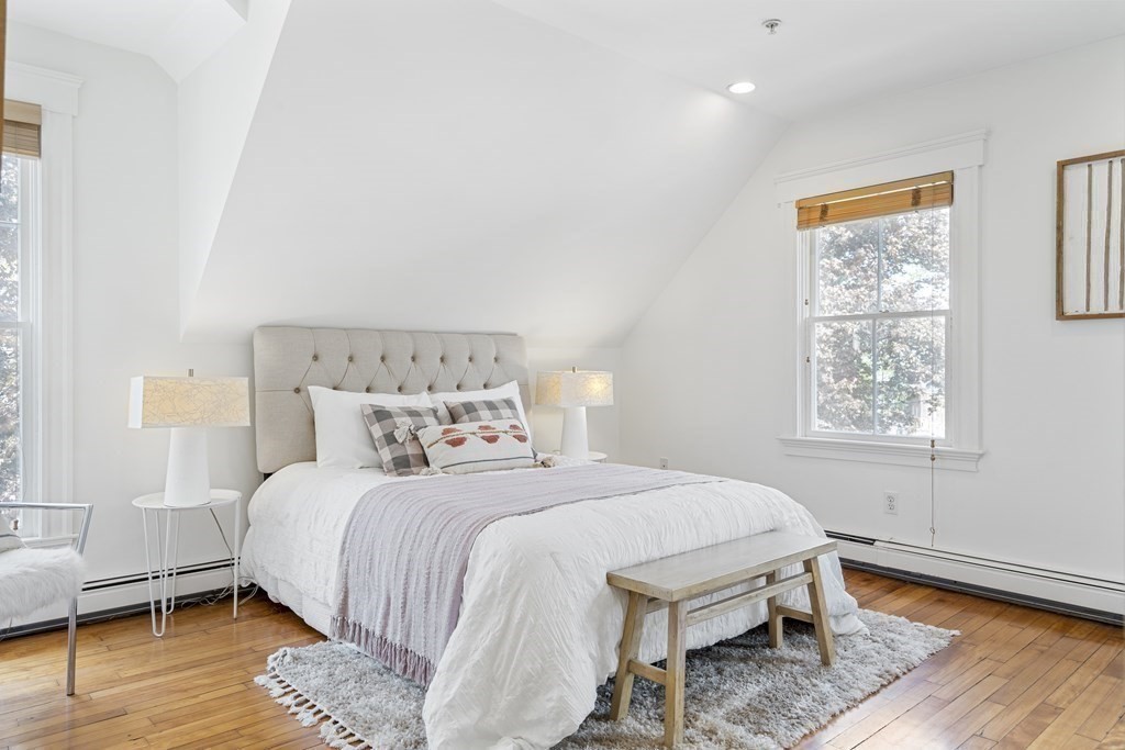 64 Sacramento Unit: 64