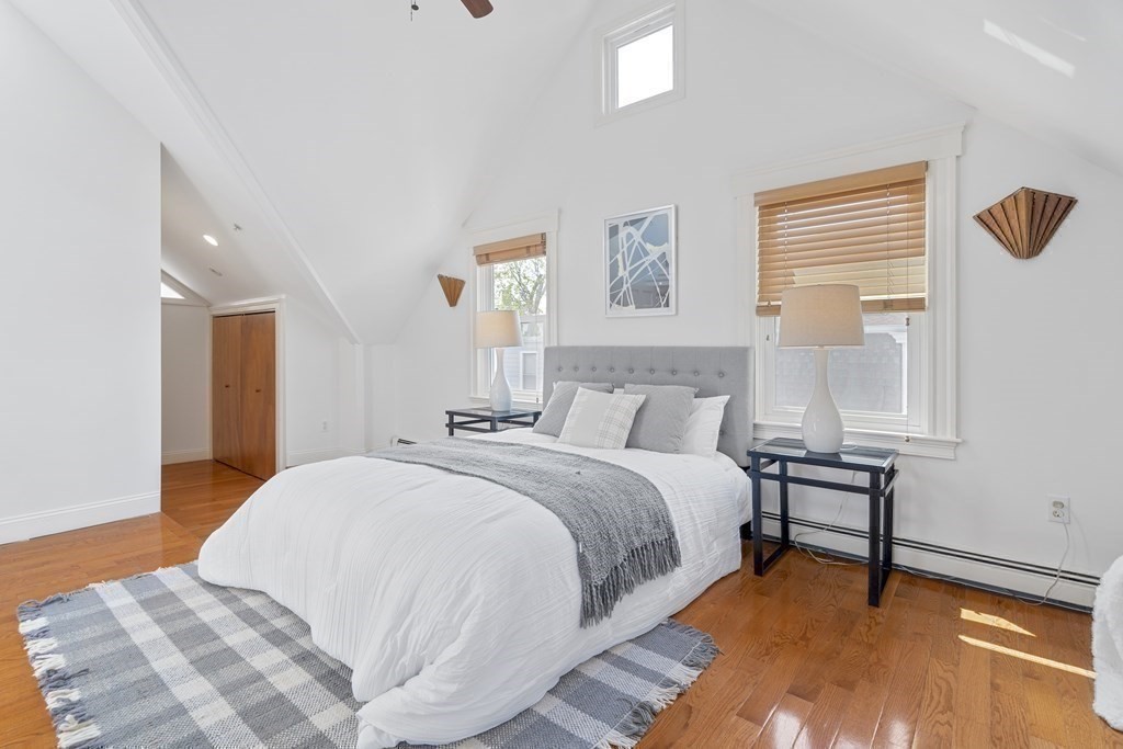 64 Sacramento Unit: 64