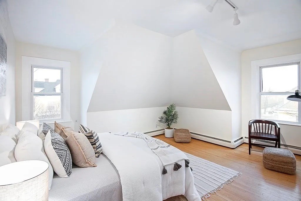 169 Upland Road Unit: 3