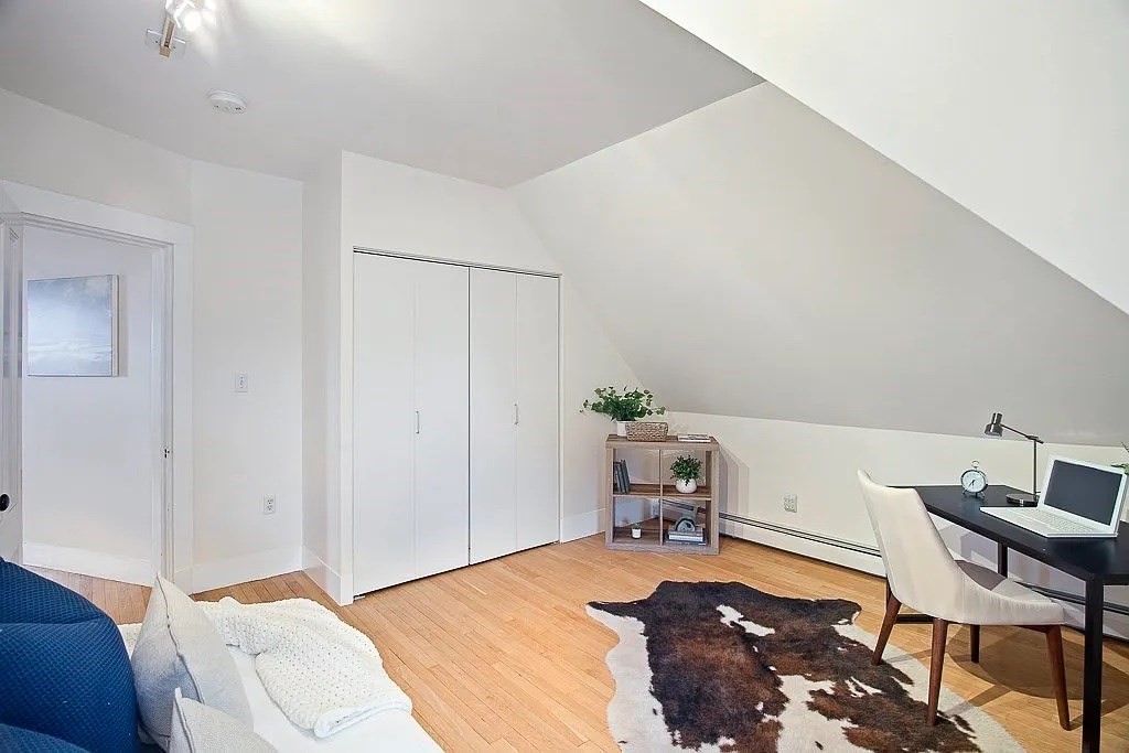 169 Upland Road Unit: 3