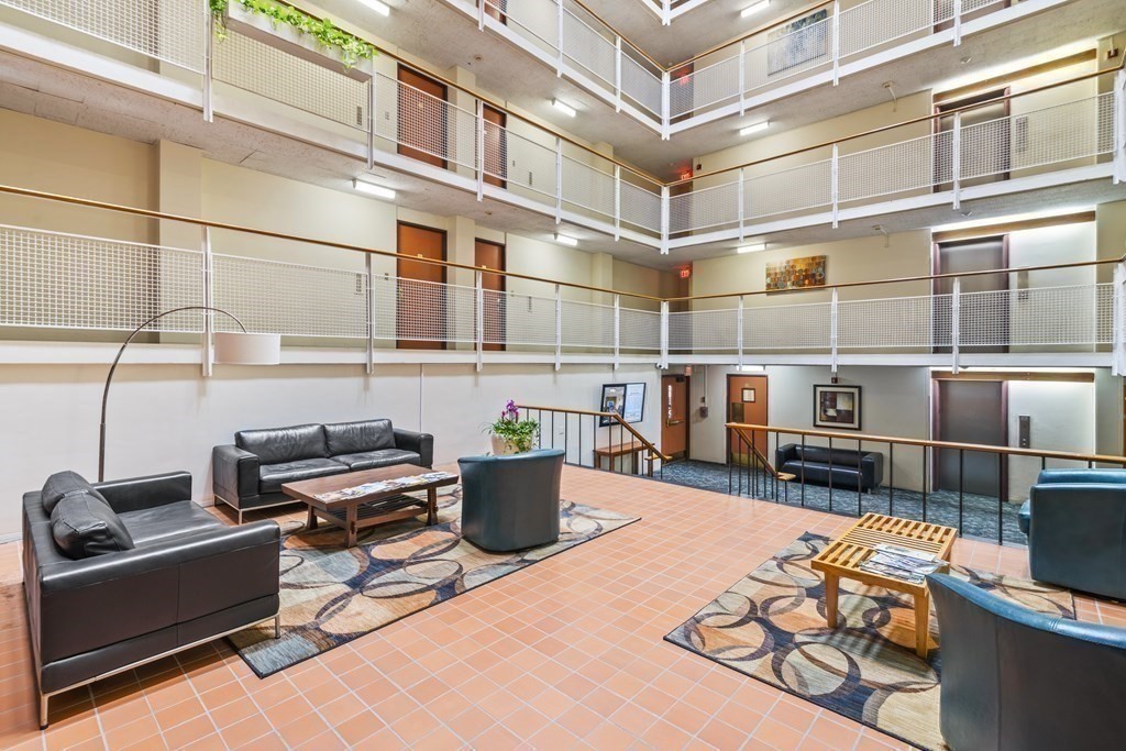 29 Concord Ave Unit: 104