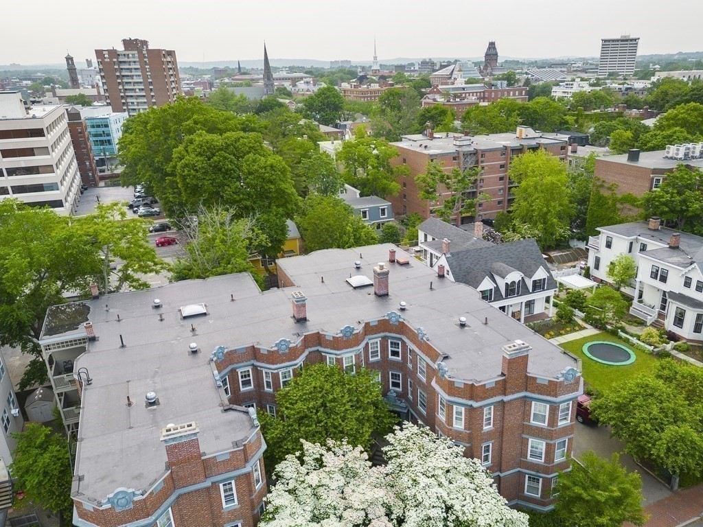 1 Dana Street Unit: 4B