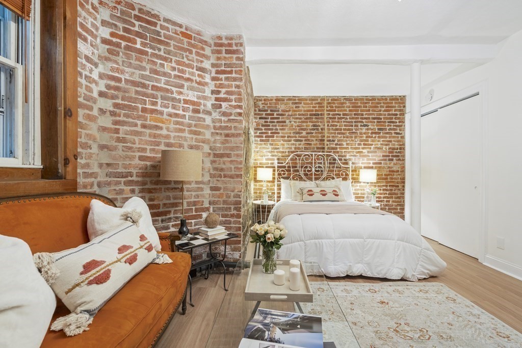 1 Dana Street Unit: 4B