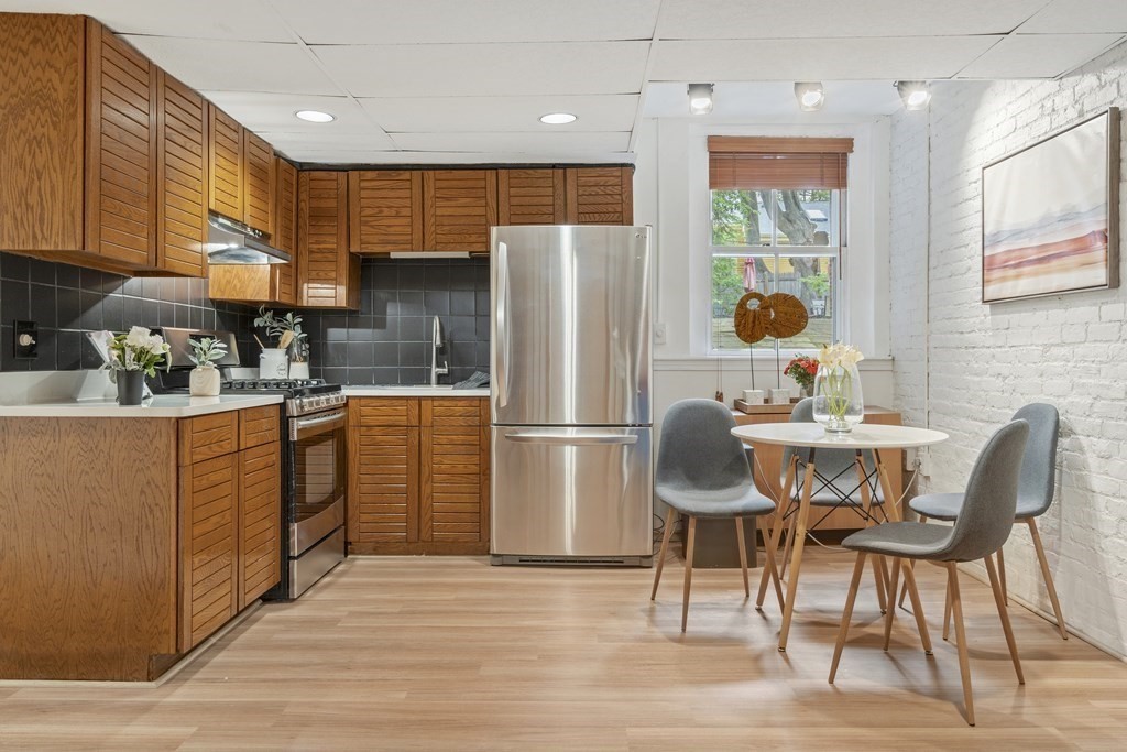 1 Dana Street Unit: 4B