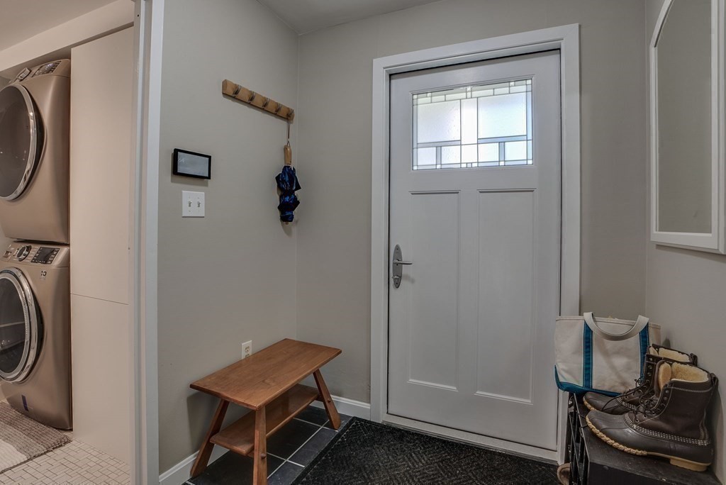 321 Harvard Street Unit: 210
