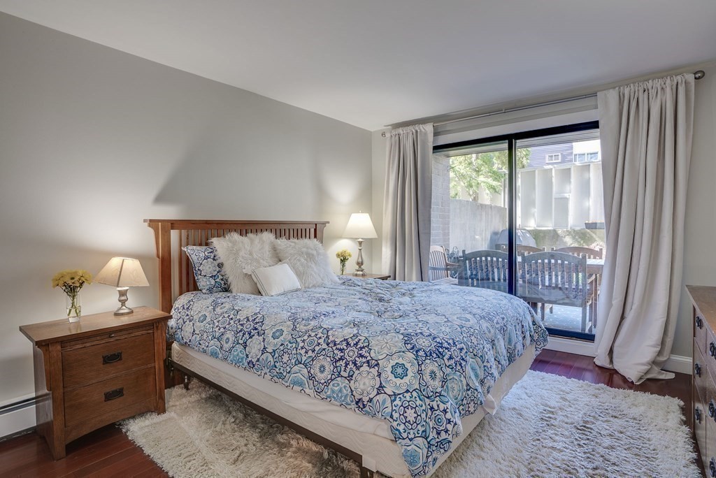 321 Harvard Street Unit: 210