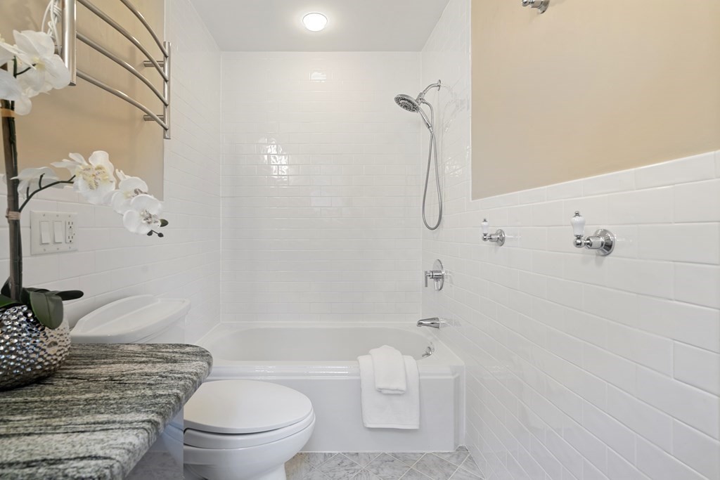 85 Richdale Ave Unit: 5
