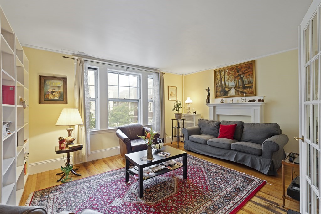 7.5 Centre St Unit: 22