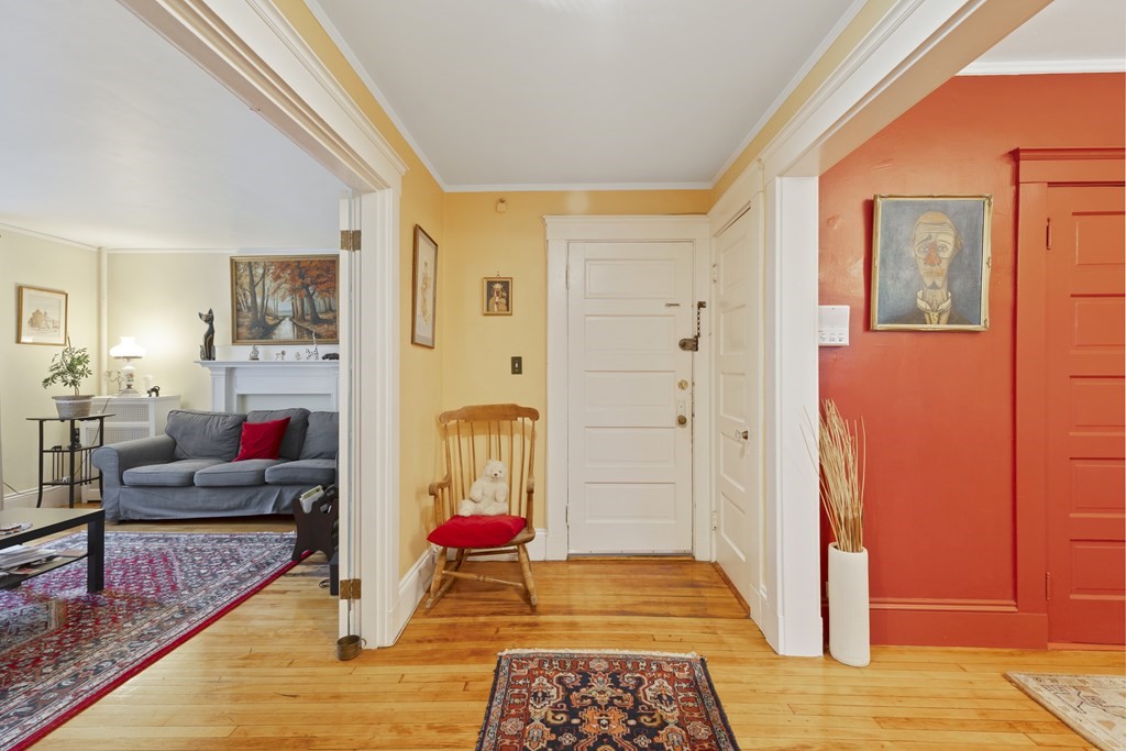7.5 Centre St Unit: 22