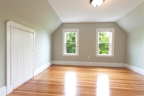 31 Paulina St Unit: 2