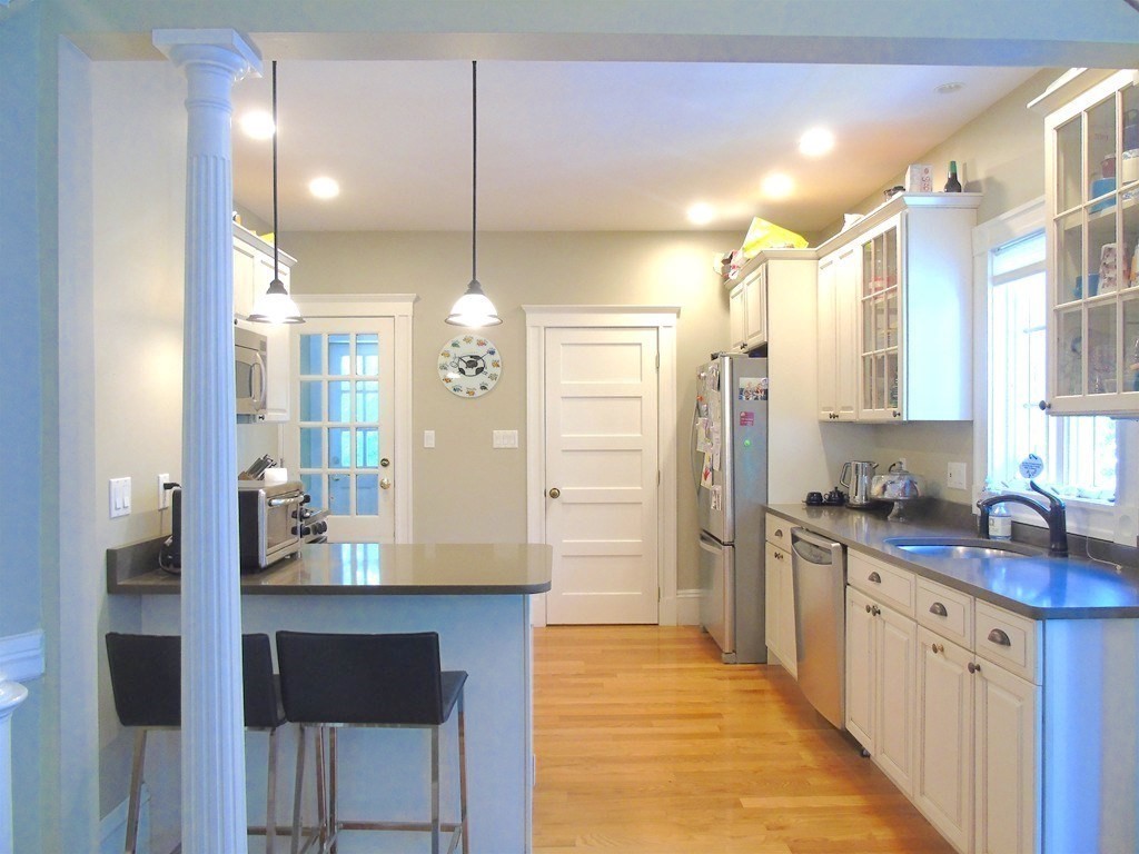 31 Paulina St Unit: 2
