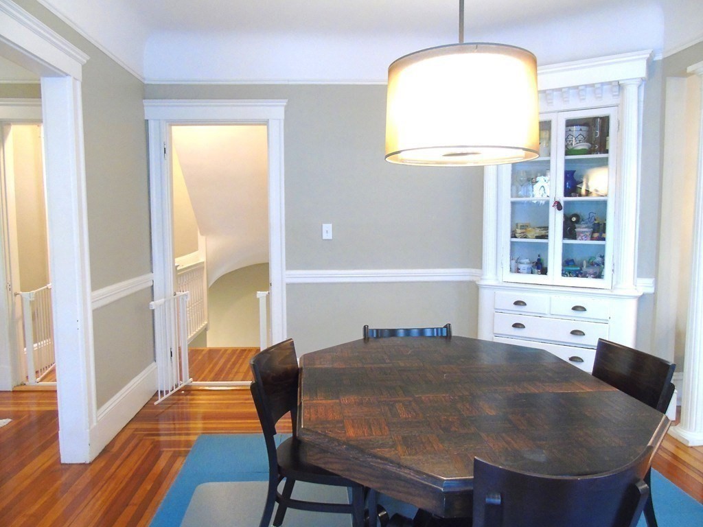 31 Paulina St Unit: 2