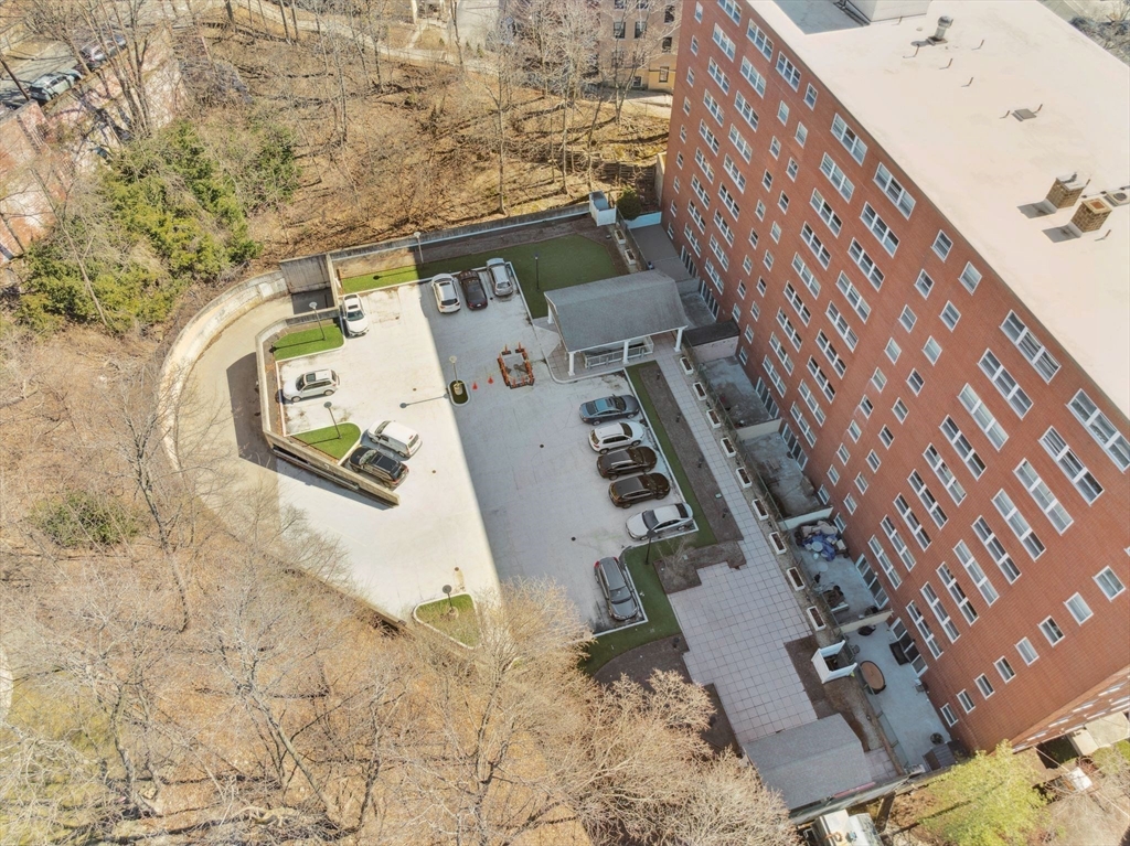 1600 Beacon Street # 201