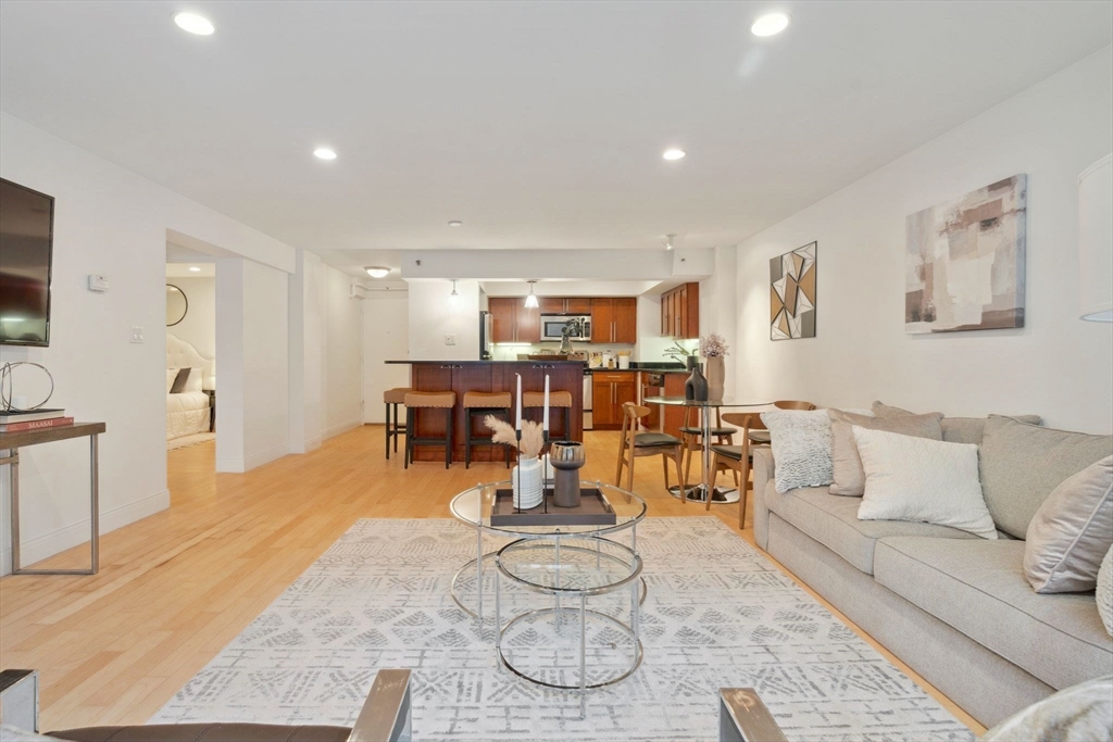1600 Beacon Street # 201