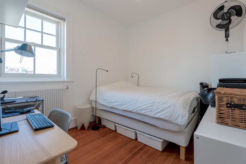 371 Harvard Street # 4B