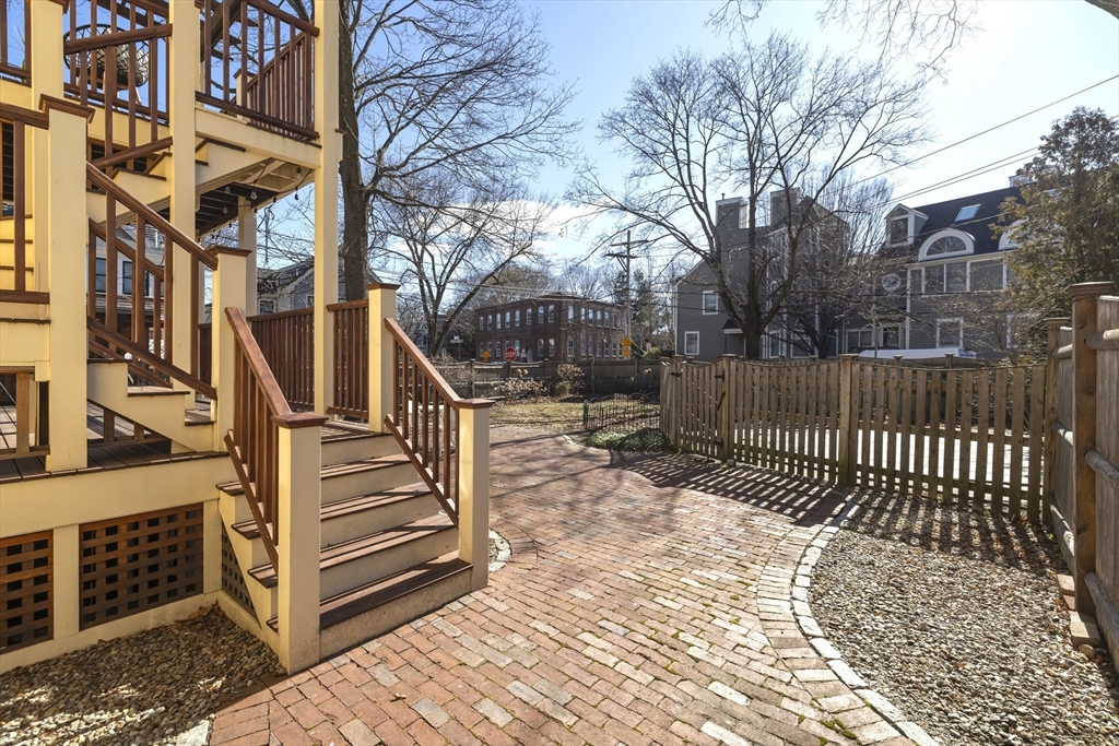 4 Verdun Street # B