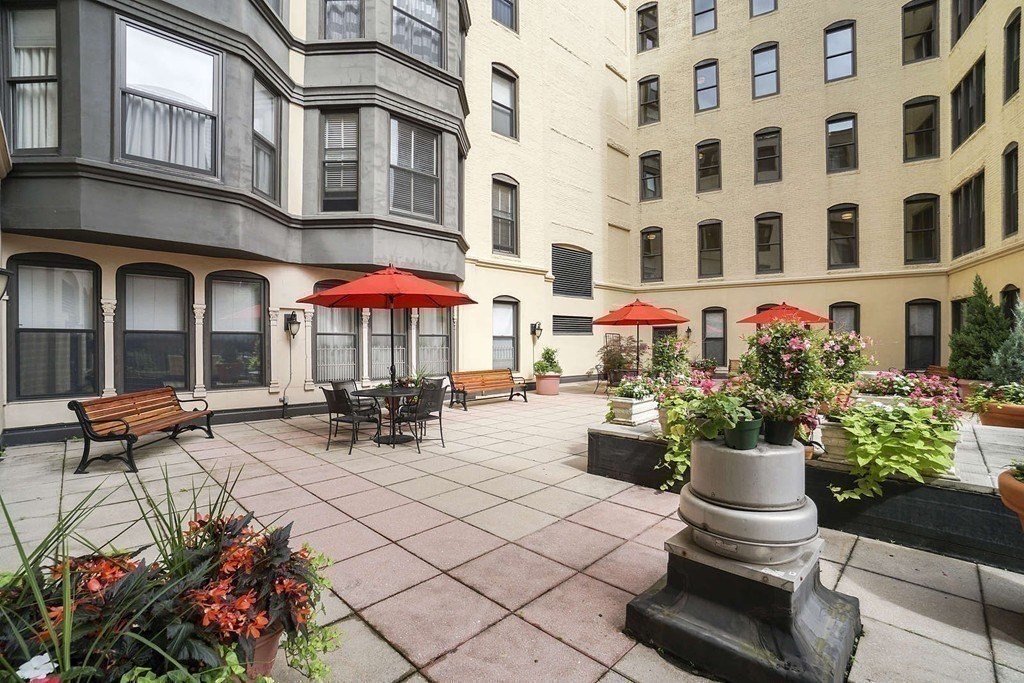4 Charlesgate East # 503
