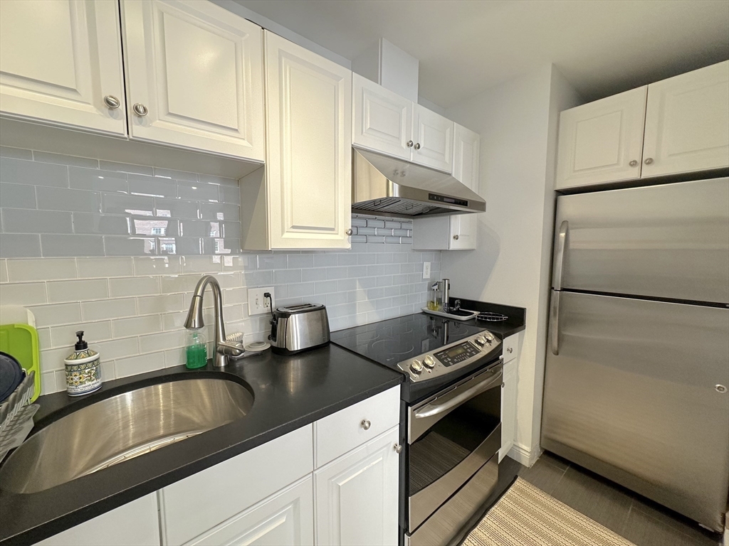 4 Charlesgate East # 503