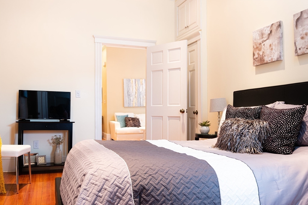 373 Broadway Unit: 3LR