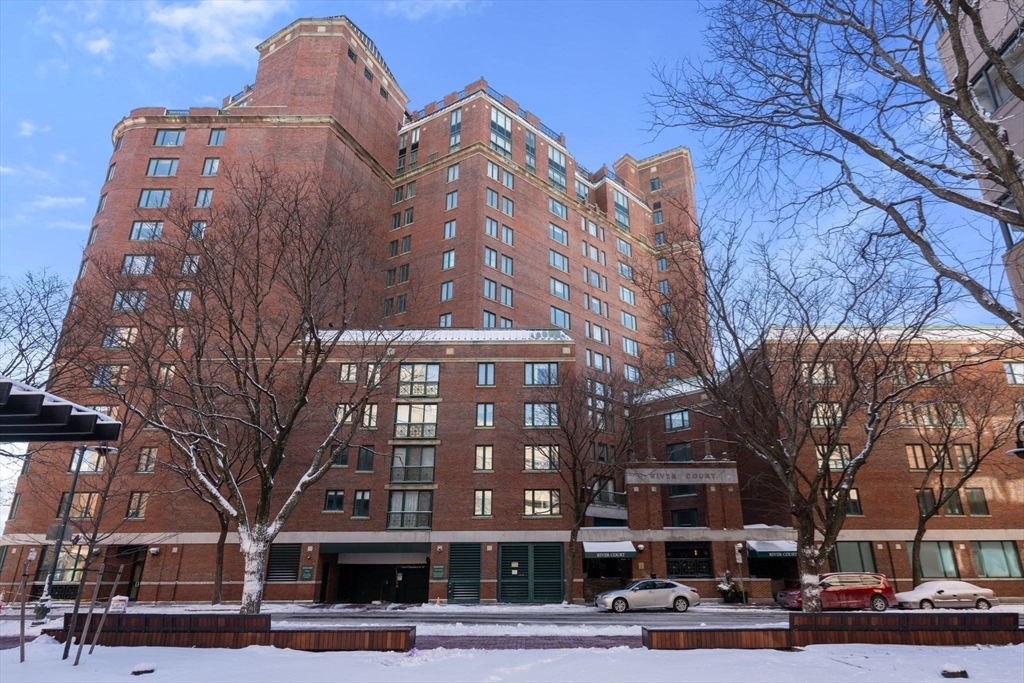 10 Rogers Street # 604
