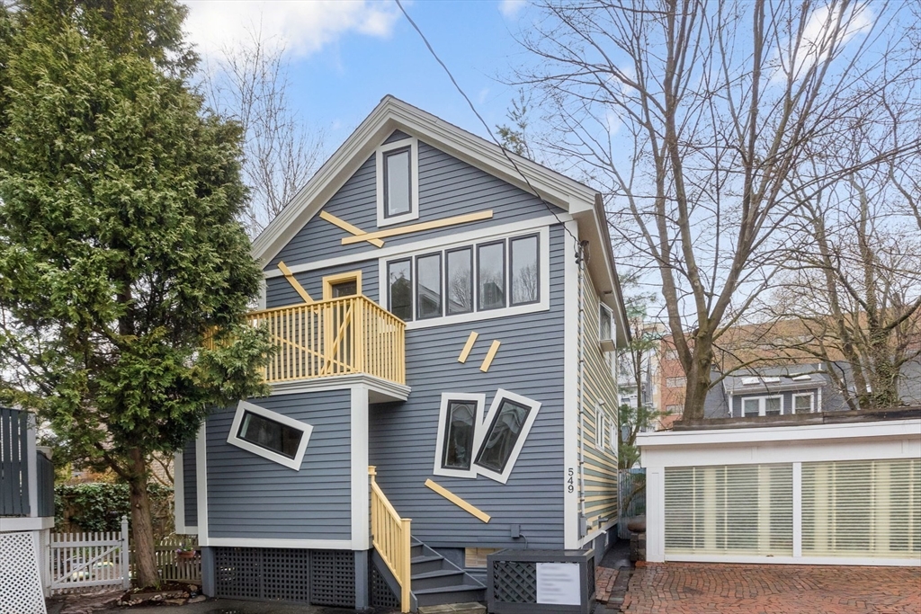 549 Franklin Street
