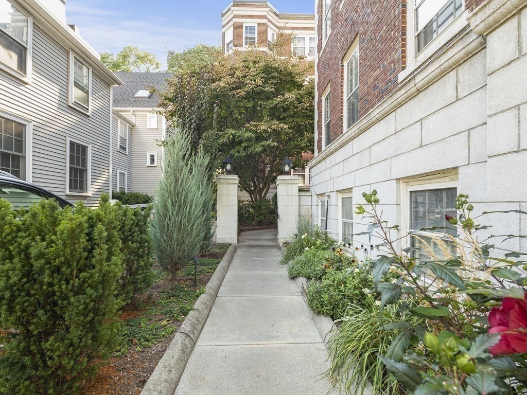 41 Bowdoin Street # 26