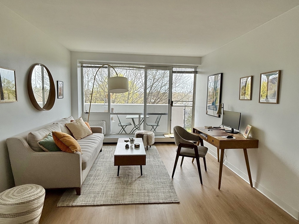 29 Concord Avenue # 702