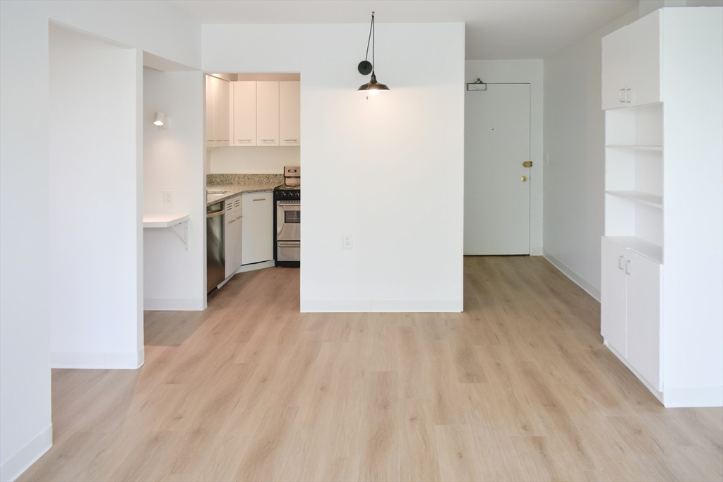 29 Concord Avenue # 702