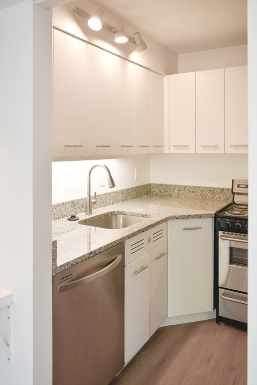 29 Concord Avenue # 702