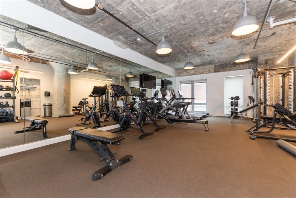 9 Medford St # 4 Unit: PH 4