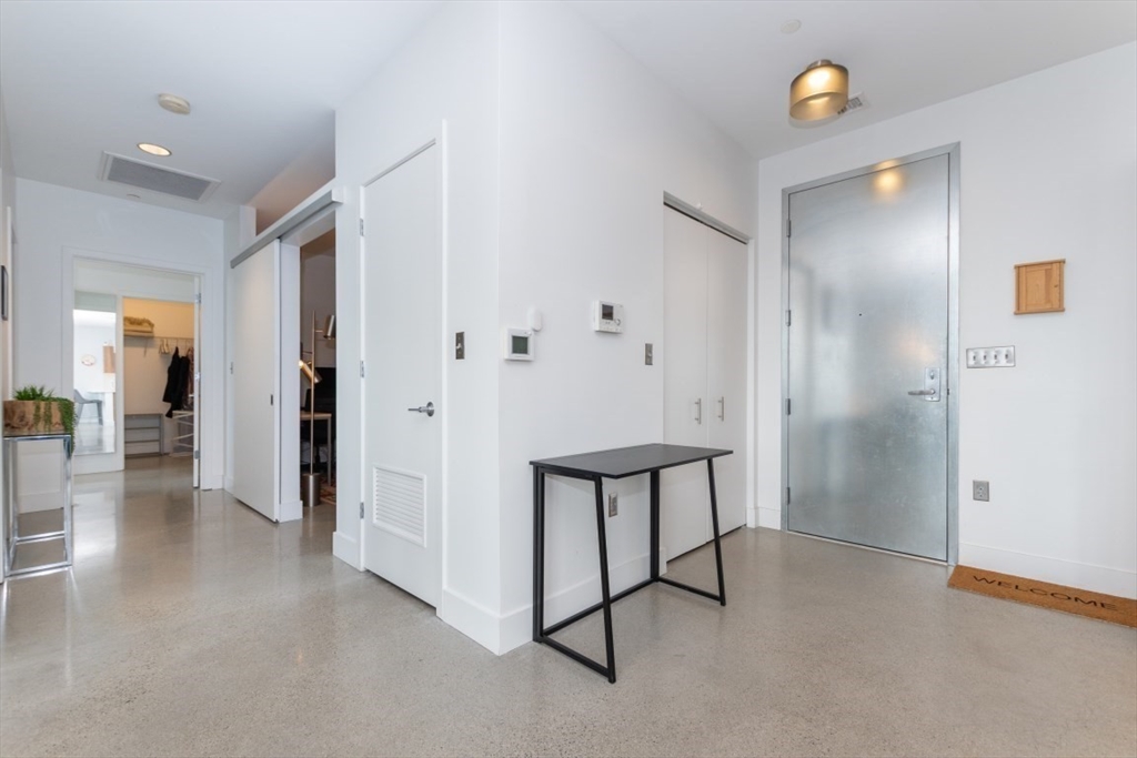 9 Medford St # 4 Unit: PH 4