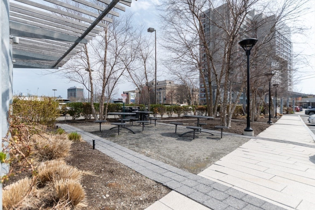 9 Medford St # 4 Unit: PH 4