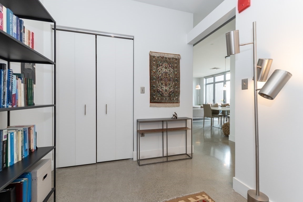 9 Medford St # 4 Unit: PH 4