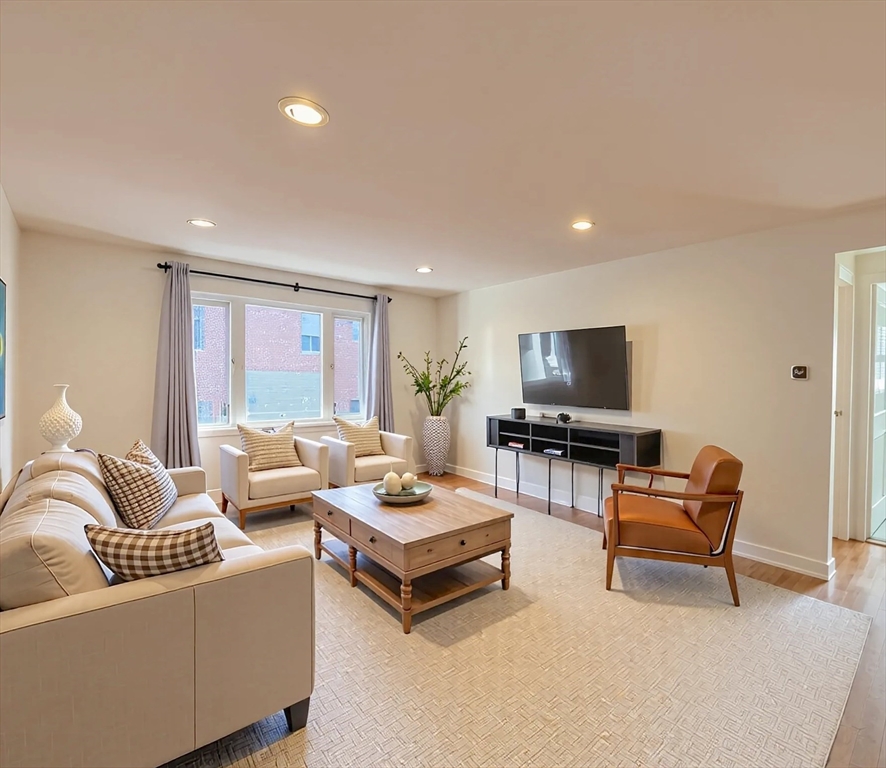 112 Decatur St # 6
