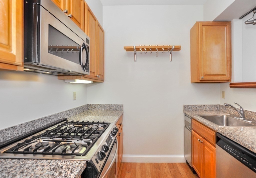 1723 Washington Street # 306