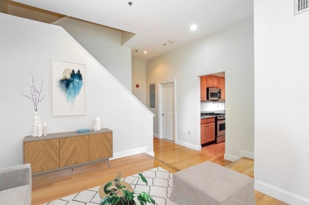 1723 Washington Street # 306