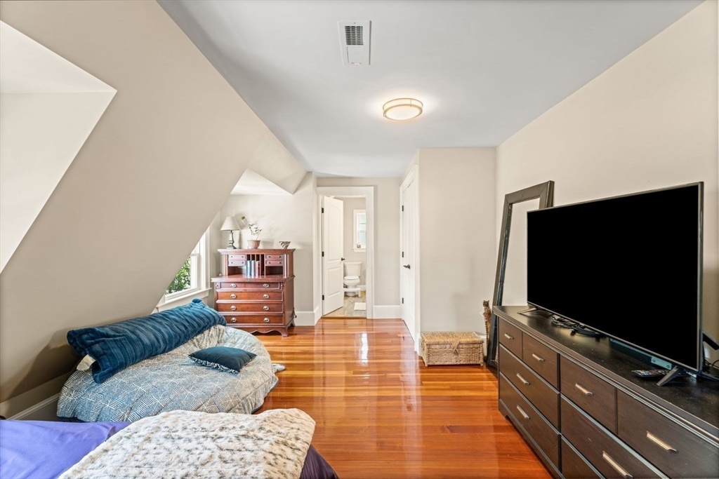 399 High St # 2