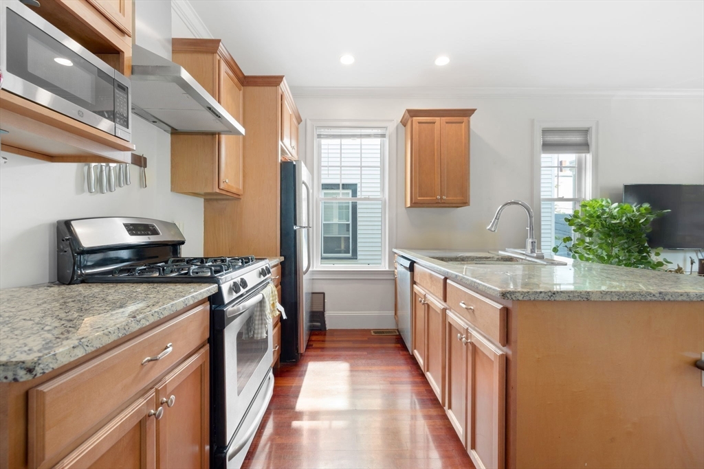 10 Marney Street # 2