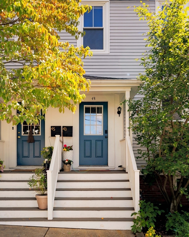 43 Lowell St # 43