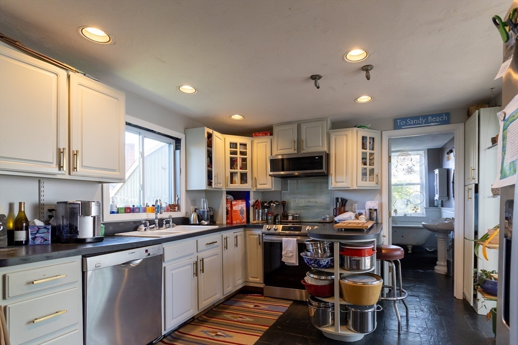 21-23 Elm Ct