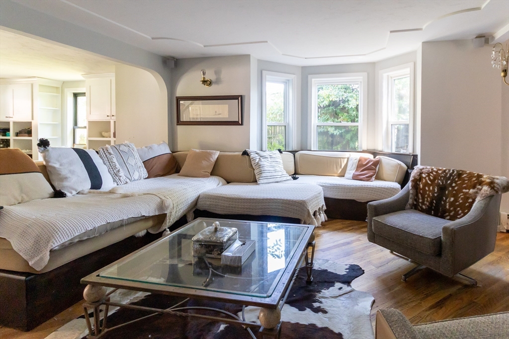 21-23 Elm Ct