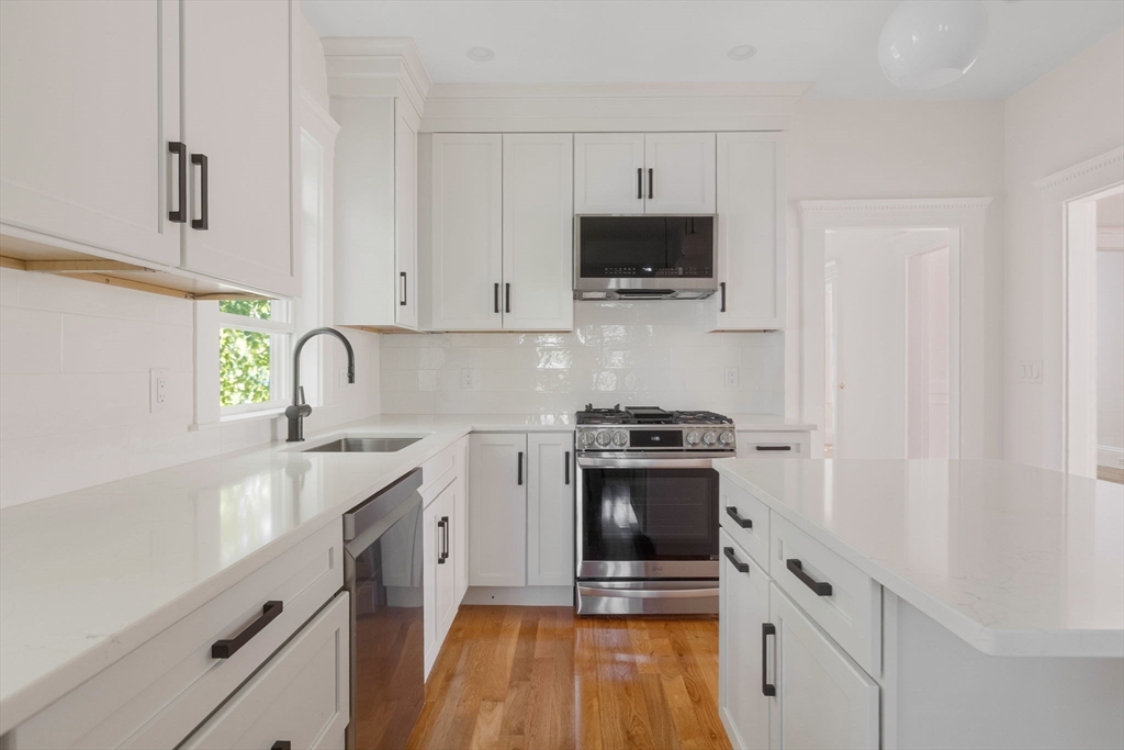 105 Fayerweather St # 2