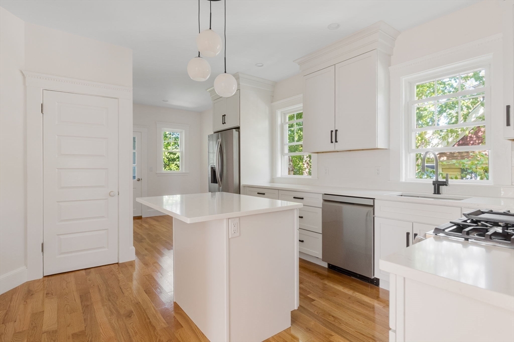 105 Fayerweather St # 2