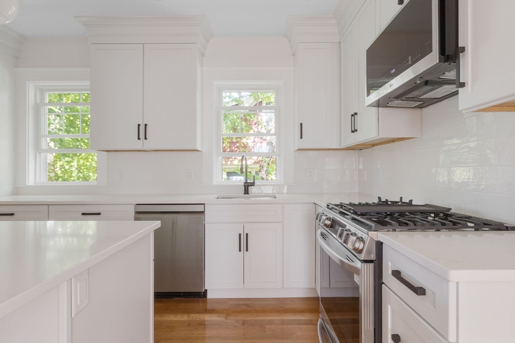 105 Fayerweather St # 2