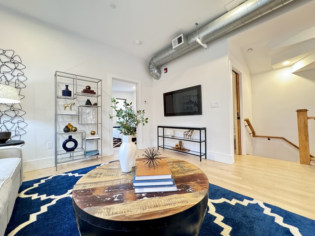 51 Market # 2