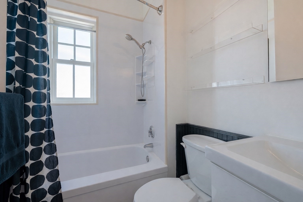 371 Harvard Street # 4B